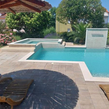 פורץ Apartments Residence V מראה חיצוני תמונה