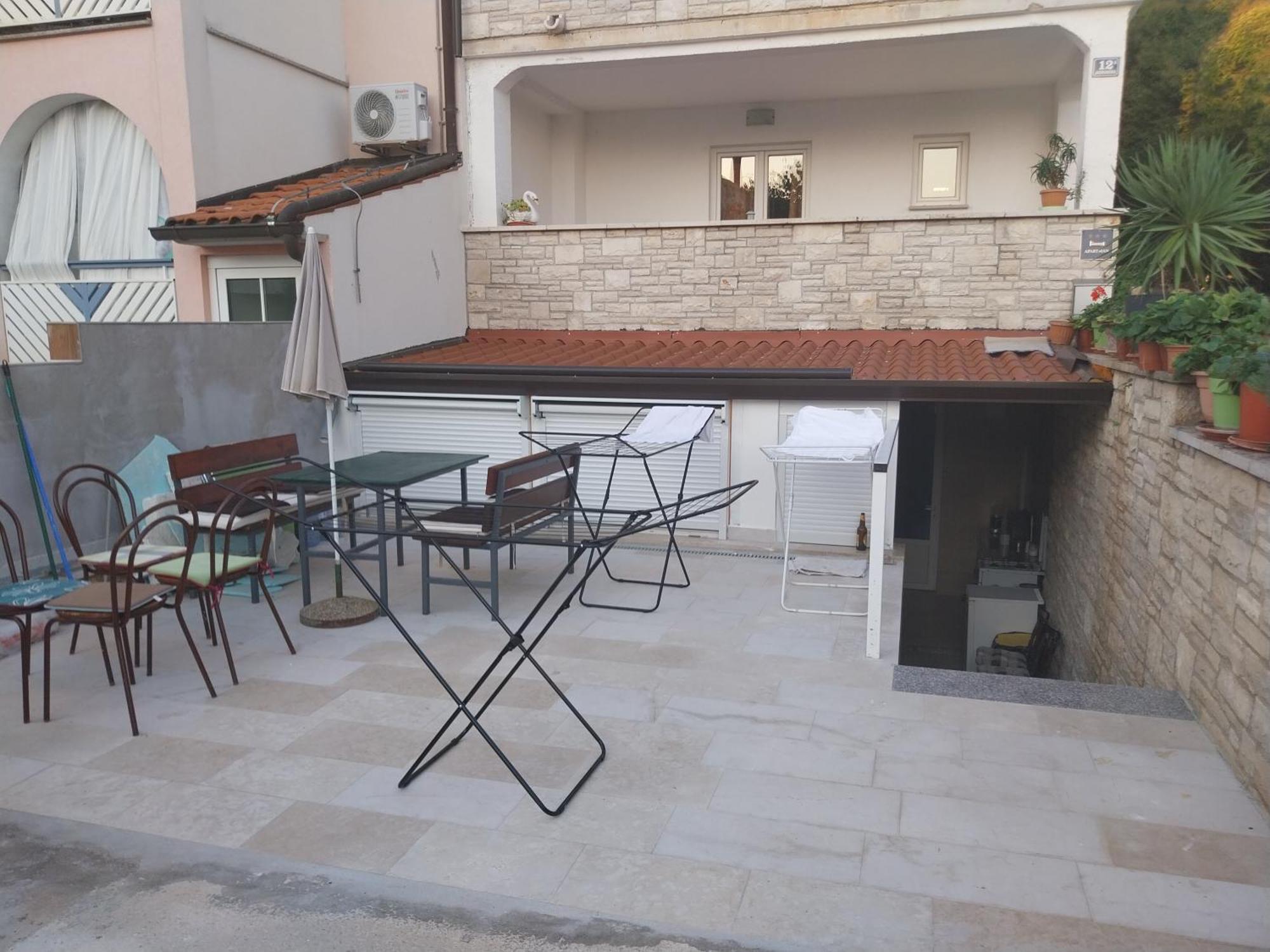 פורץ Apartments Residence V מראה חיצוני תמונה